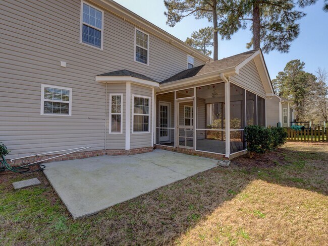 Building Photo - 217 Windchime Dr