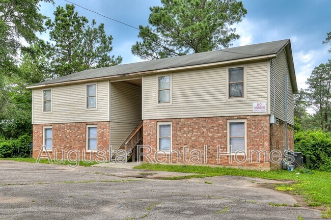 Building Photo - 169 Chalet North CT