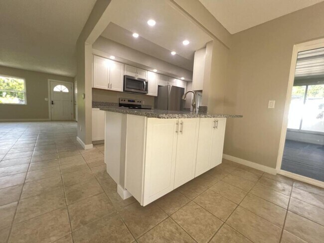 Foto del edificio - 6143 Alderwood St