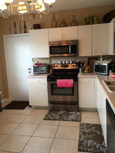 Foto del edificio - 9471 Bradshaw Ln