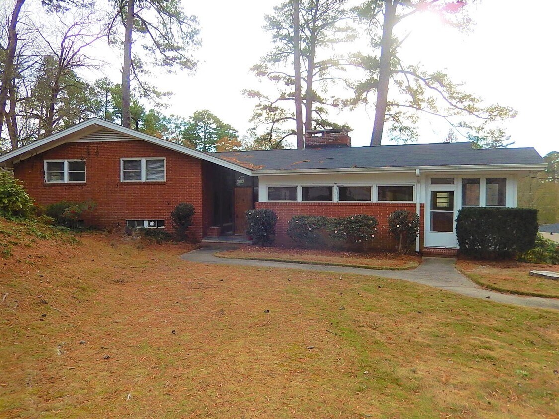 Foto principal - 106 Byron Pl