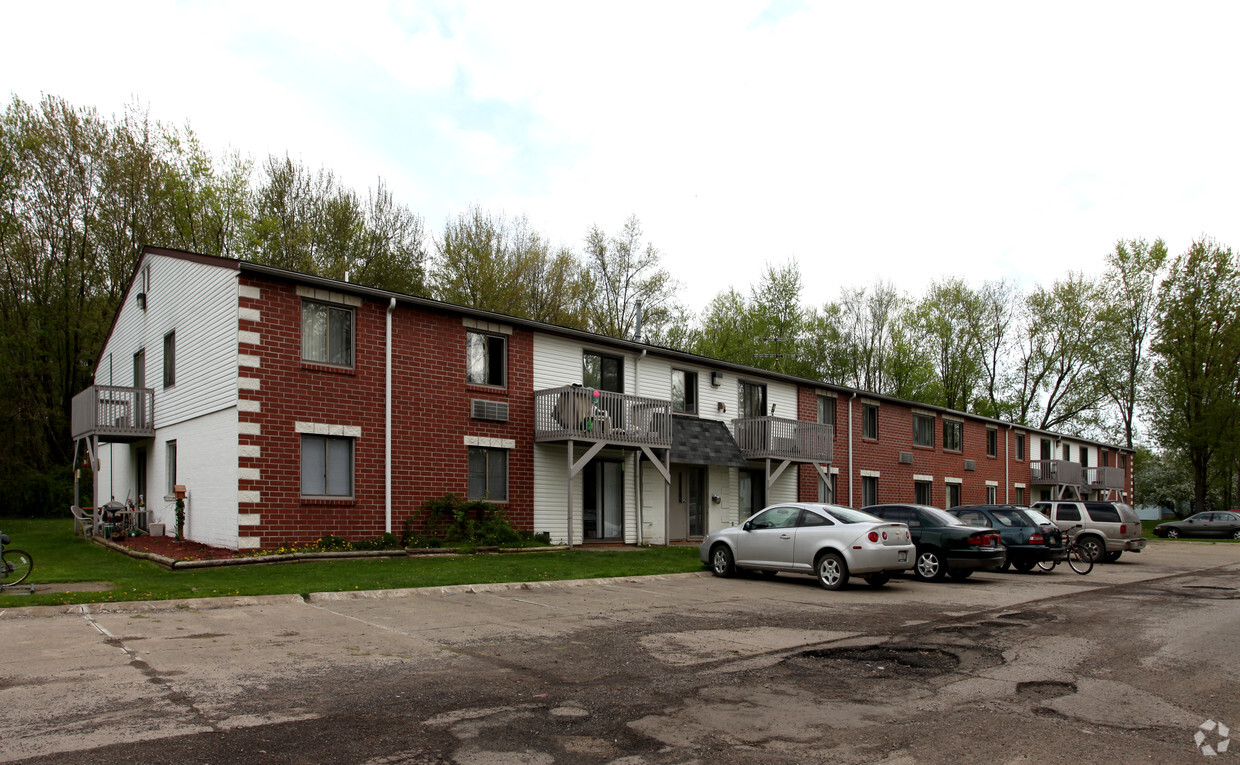 Primary Photo - Orwell Village Apartments