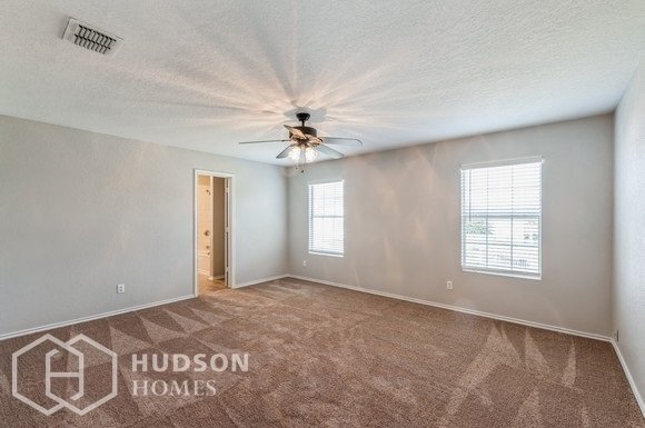 Building Photo - NOW AVAILABLE! 3814 Amber Chase, San Anton...