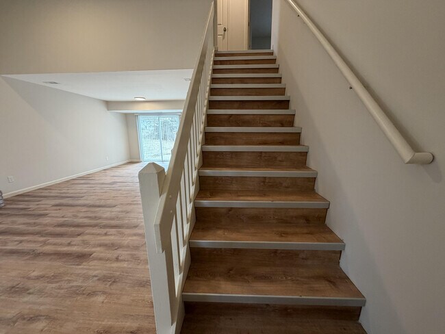 Foto del edificio - 1918 Mirtle Grove Ct