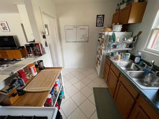 Foto del edificio - 2109 E 20th St