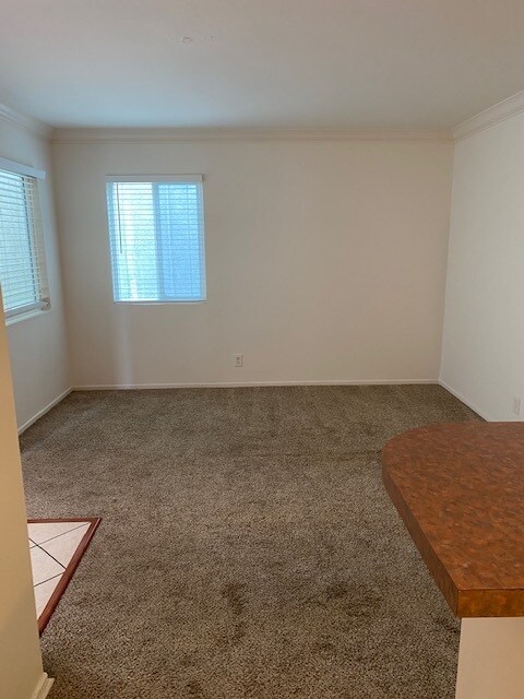Building Photo - 213 Kelp St