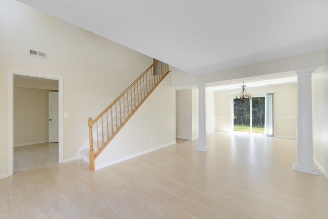 Photo - 6119 Oaklawn Ln House