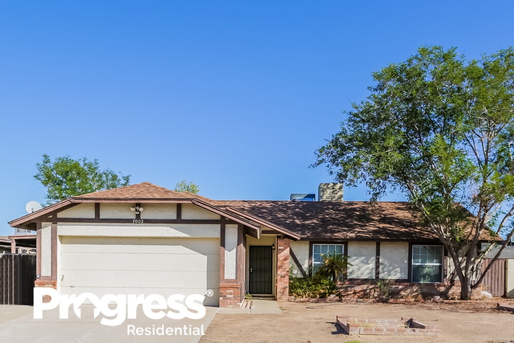 Primary Photo - 7002 W Cochise Dr