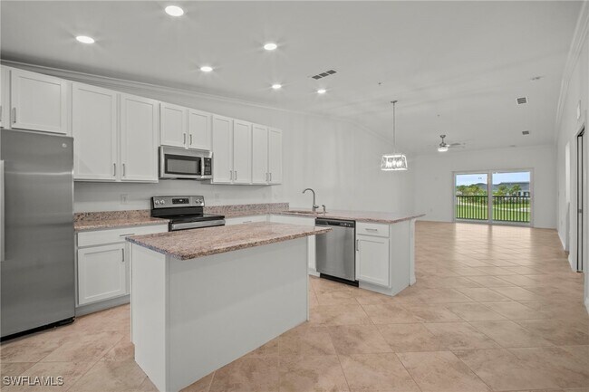Building Photo - 43051 Greenway Blvd