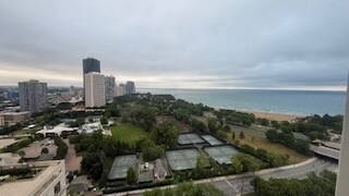 Foto del edificio - 5100 N Marine Dr