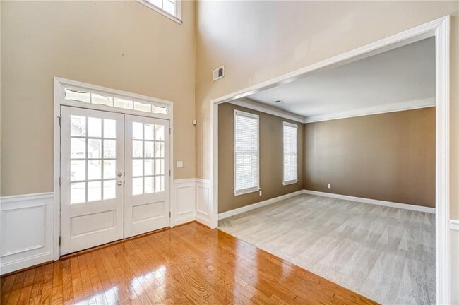 Foto del edificio - 1164 Lakefield Walk SW