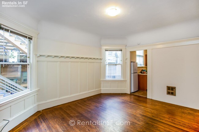Foto del edificio - Converted 2 Br apartment in Cole Valley!