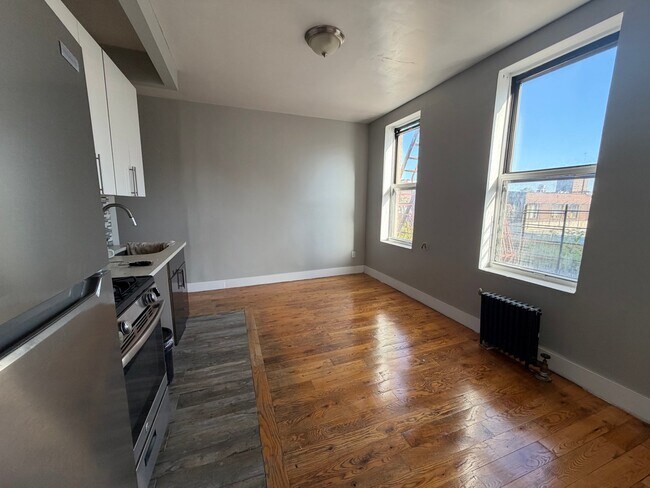 Foto del edificio - 295 E 149th St