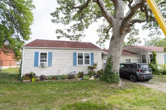 Foto del edificio - 1101 N Garth Ave