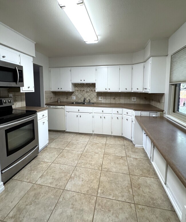 Foto del edificio - 3084 S Xanthia St