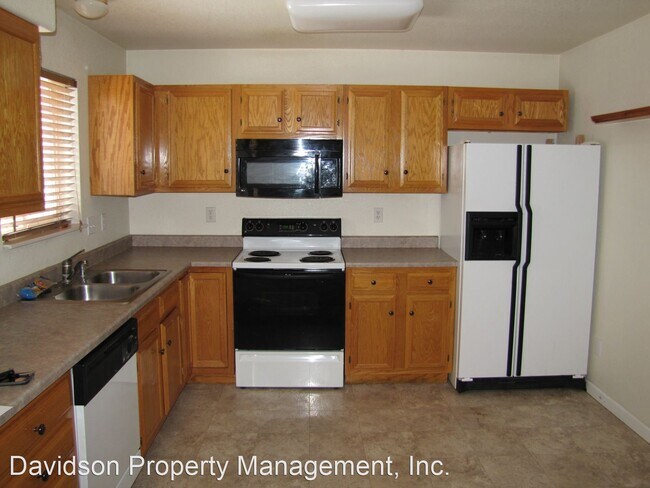 Building Photo - 2 br, 1.5 bath House - 1048 Red Brooke Dr