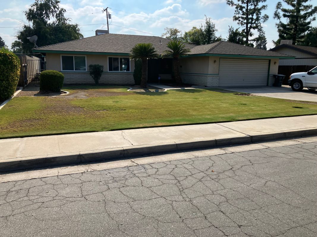 Foto principal - 4709 Summertree Ln