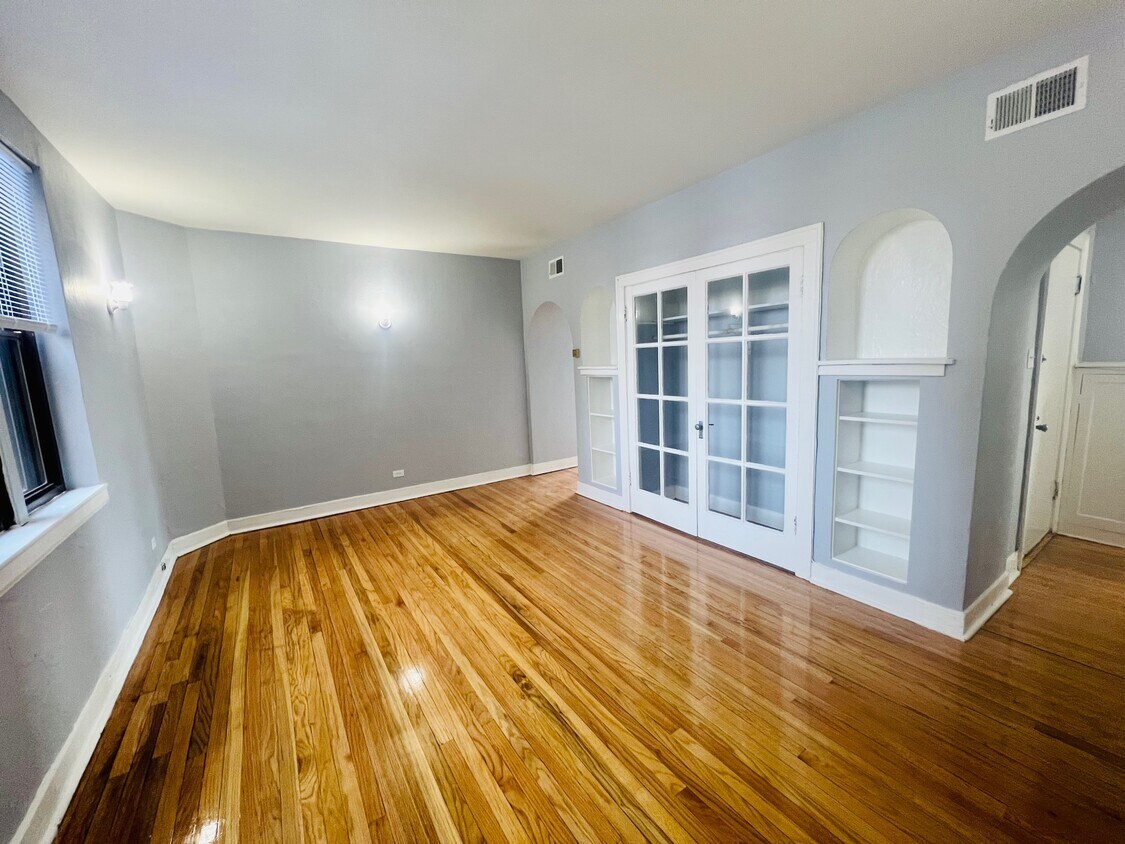 Foto principal - 3230 Home Ave