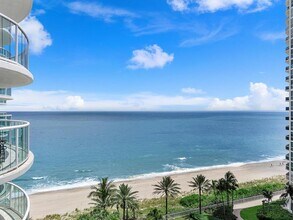Building Photo - 3400 Galt Ocean Dr