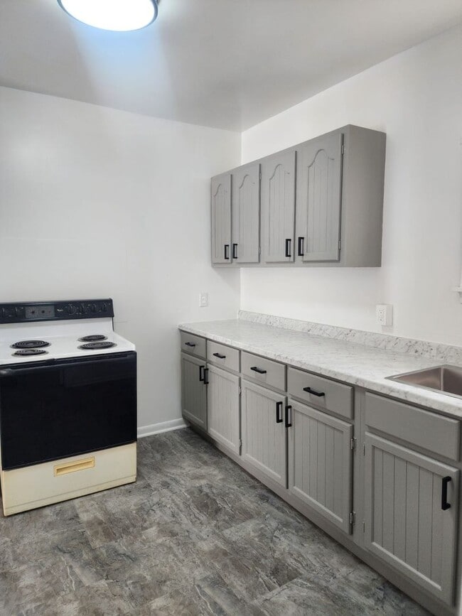 Foto del edificio - Wayne St W Duplex (1230-1230 1/2)