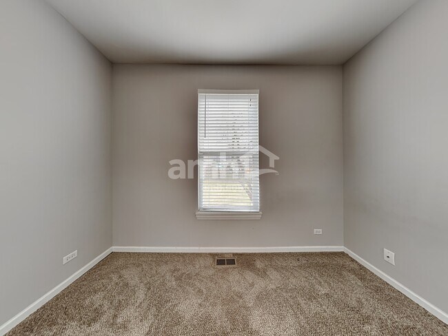 Building Photo - 2087 Kate Dr