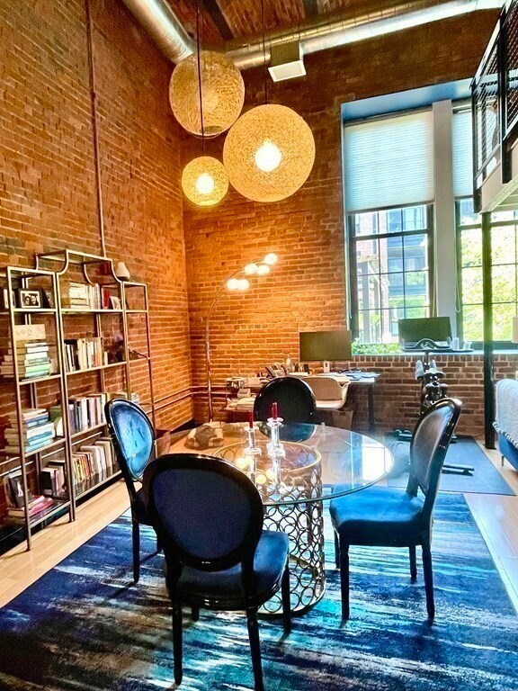 Foto principal - 251 Heath St