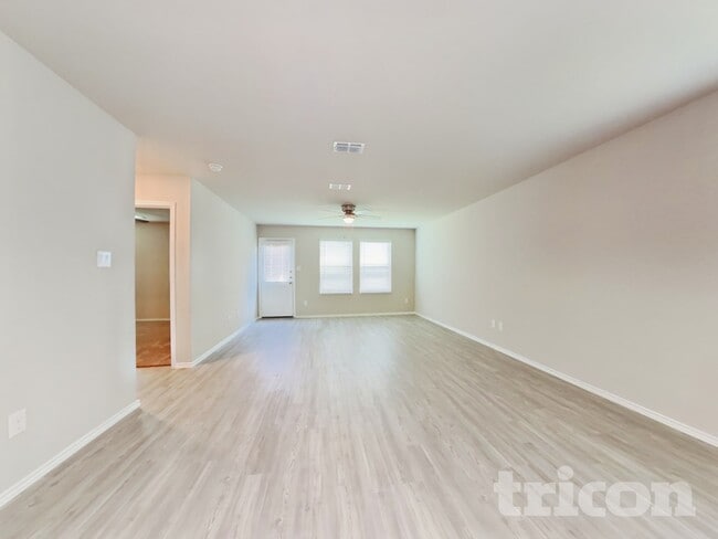 Foto del edificio - 8503 Western Tanager