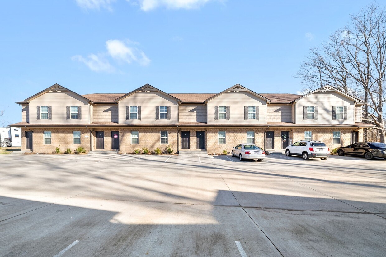 Foto principal - 268 Smithson Ln