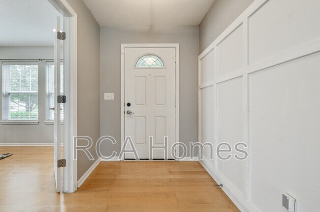 Foto del edificio - 8189 Admirals Landing Pl