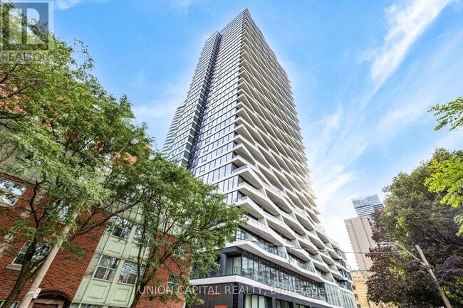 Building Photo - 85 Wood St