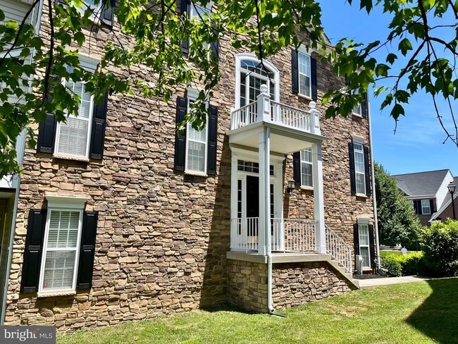 Building Photo - 8024 Four Quarter Rd