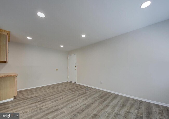 Foto del edificio - 2904 Kings Chapel Rd
