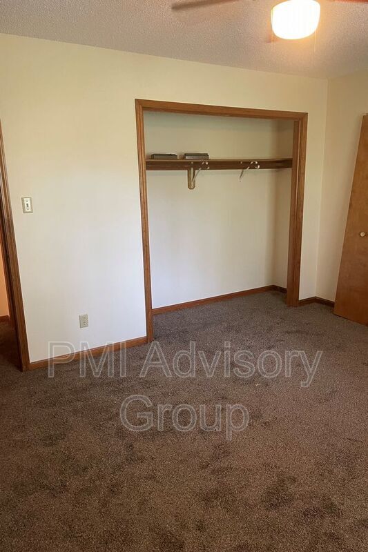 Building Photo - 3707 SW Wood Valley Dr