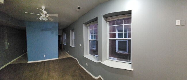 Building Photo - 3015 Magnolia Ave