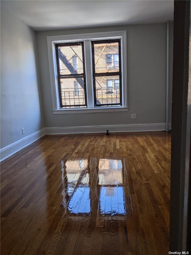 Building Photo - 198-40 32nd Ave