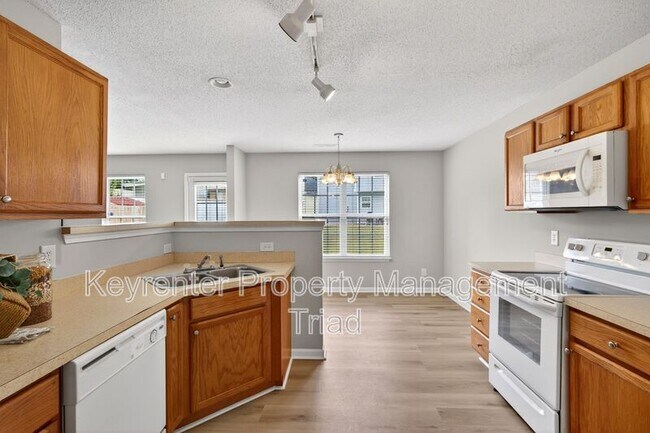 Foto del edificio - 2703 Stafford St
