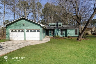 Building Photo - 9440 Hidden Branch Dr