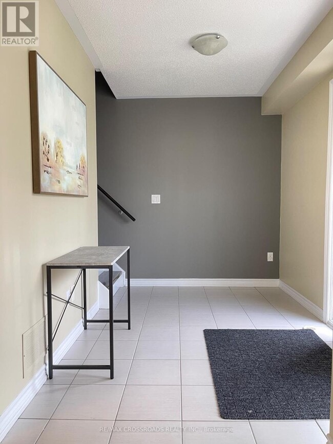 Building Photo - 22 Boadway Cres