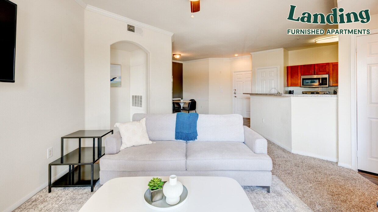 Foto principal - 901 Lakeside Cir