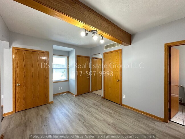 Foto del edificio - 1226 Clark St