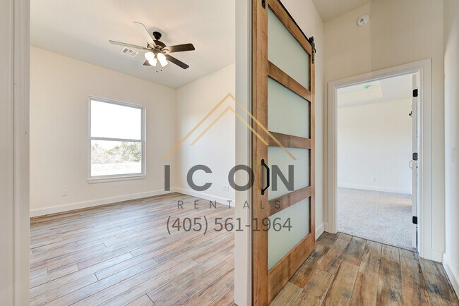 Building Photo - 5705 Tiger Stone Dr