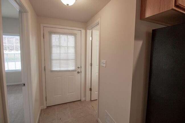 Foto del edificio - 1932 Center St