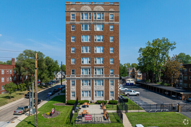 Foto del edificio - The Meridian Apartments