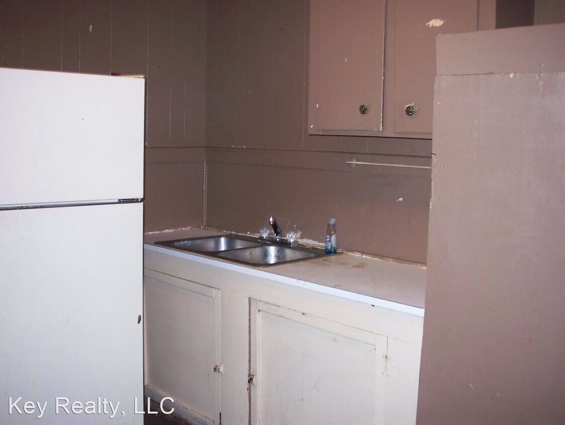 Building Photo - 1 br, 1 bath House - 1827 Monroe St.