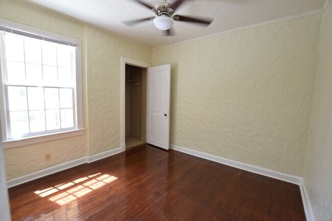 Foto del edificio - 410 E 14th St