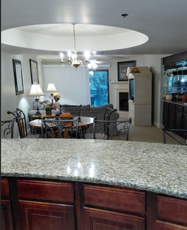 Building Photo - Turnkey Furnished Condo
