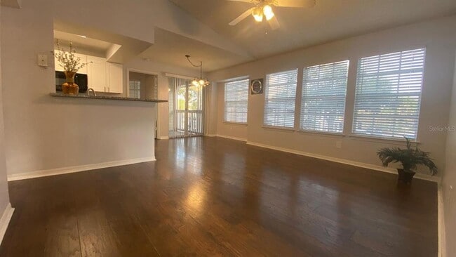 Foto del edificio - 1027 S Hiawassee Rd