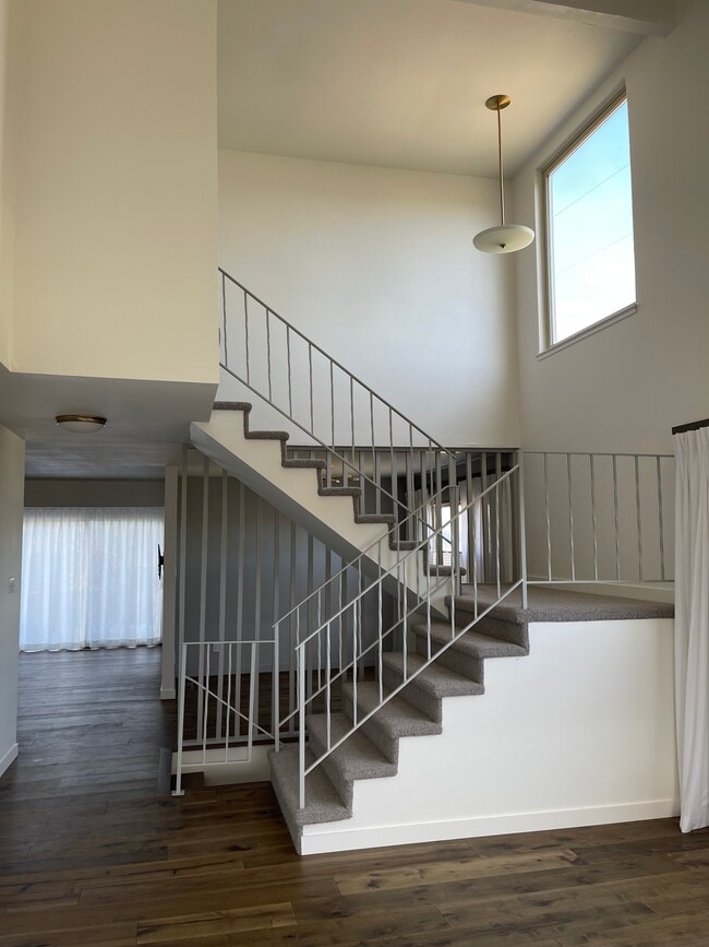 Building Photo - 2400 Unwin Ct