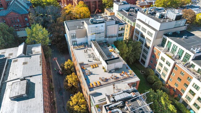 Foto del edificio - 17 Otis St