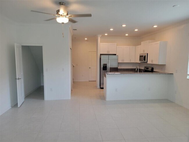 Building Photo - 30722 Veridian Wy